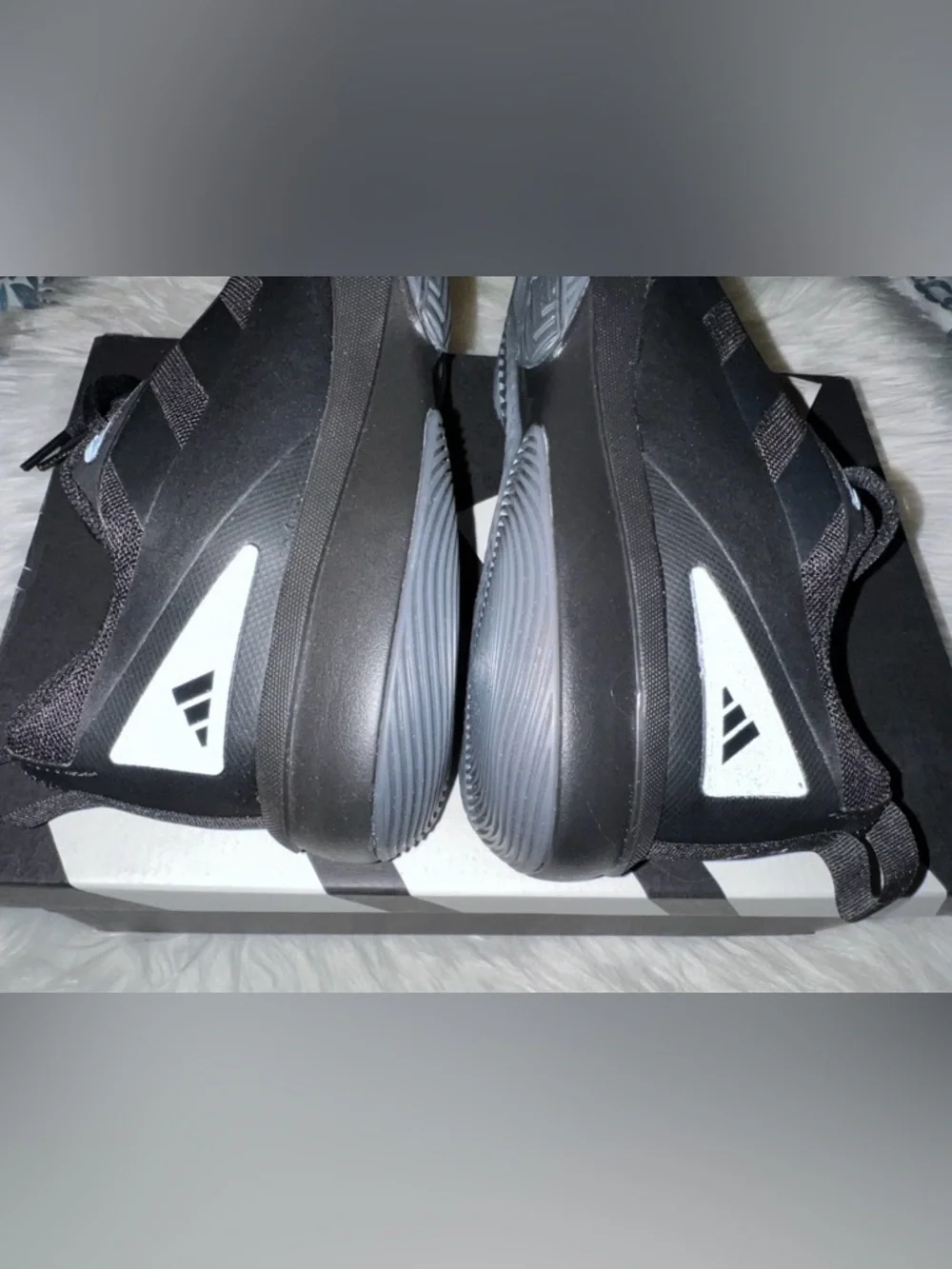 Adidas Subzone Sneakers with Cloudfoam cushioning Black Men 7.5/Women 8.5 NEW - Picture 4 of 6